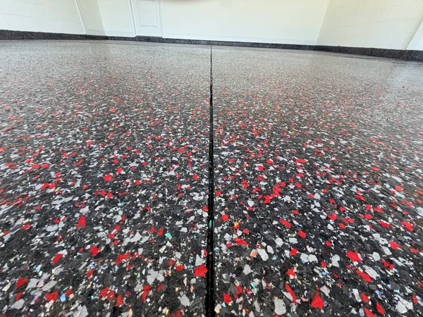 Red and black flake epoxy garage floor