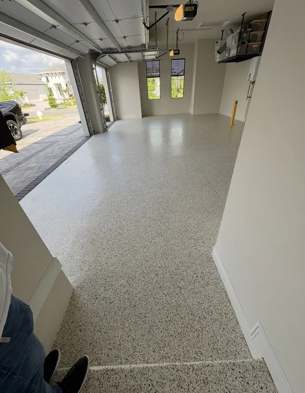 Light gray flake epoxy garage floor