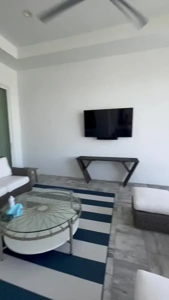 Living space walkthrough video